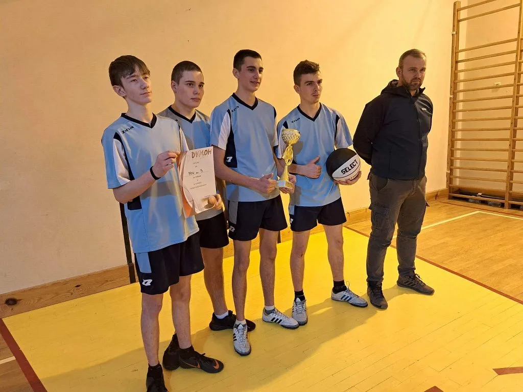 XI Turniej Trójek Koszykarskich